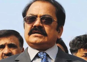 ساتھ کھڑے رہنے والوں کو ہی الیکشن میں ٹکٹ دیا جائے گا، رانا ثنا اللہ