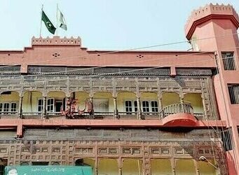 لال حویلی، شیخ رشید کی حکم امتناع کی درخواست خارج