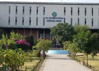 اسلام آباد ، قائد اعظم یونیورسٹی طلبا گروہوں میں  تصادم کے بعد  بند،  رینجرز تعیناتی کے لیے سیکرٹری داخلہ کو خط