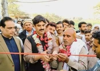 اینٹی کرپشن پنجاب کا   بزدار  کابینہ کے  رکن عبدالحئی دستی کے   گھر پرچھاپہ ، غیر ملکی کرنسی سمیت کروڑوں روپے برآمد