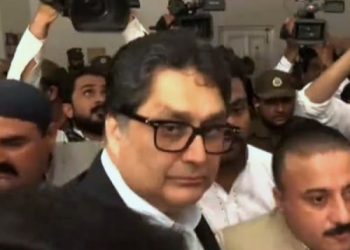 احتساب عدالت  نے  فواد حسن فواد کو بری کر دیا