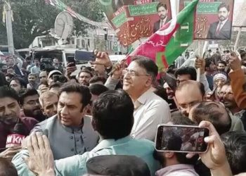 جیل بھرو تحریک، پی ٹی آئی رہنماؤں کی رہائی کیلئے لاہور ہائیکورٹ میں درخواستیں دائر