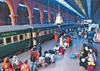 ریلوے نے کرایوں میں 8 فیصد اضافہ کر دیا