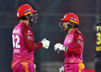 پاکستان سپر لیگ 8 ، یکطرفہ مقابلے میں اسلام آباد یونائیٹڈ نے پشاور زلمی کو 6 وکٹوں سے شکست دے دی