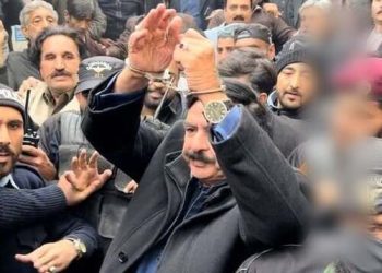 اسلام آباد ہائی کورٹ، شیخ رشید کے خلاف کراچی اور  بلوچستان میں درج مقدمات پر کارروائی  معطل