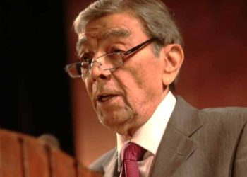 ضیا محی الدین کا انتقال، جادوگر آواز ہمیشہ کے لئے خاموش ہو گئی