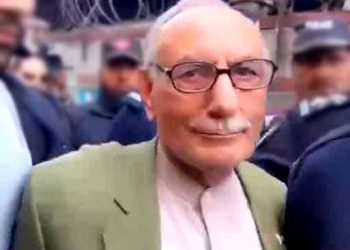 عدالت نے  لیفٹننٹ جنرل( ر ) امجد شعیب کو مقدمہ سے ڈسچارج کردیا، رہائی کا حکم