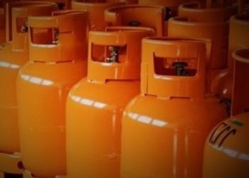 ایل پی جی کی قیمت میں فی کلو 48 روپے  کمی،گھریلو سلنڈر 575 روپے  سستا ہو گیا