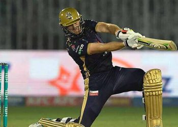 دلچسپ  مقابلے میں کوئٹہ گلیڈی ایٹرز کی کراچی کنگز  کے خلاف 4 وکٹوں سے  کامیابی