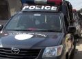 کراچی ، رہائشی عمارت میں گھسنے والے تین برقع پوش ڈاکو پولیس مقابلے میں ہلاک