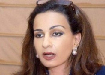 عمران  امریکا کے پاؤں پکڑ رہے ہیں، کارکن خلاف نعرے لگا رہے ہیں،شیری رحمان