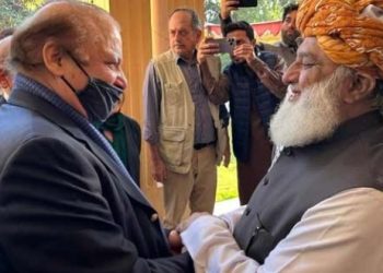 نواز شریف، فضل الرحمان ملاقات ، مل کر چلنے کا فیصلہ کیا ، سربراہ جے یو آئی