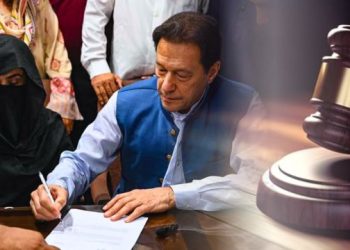 عمران خان اور بشریٰ بی بی کے خلاف 190 ملین پاؤنڈ کیس کا فیصلہ 13 جنوری تک مؤخر